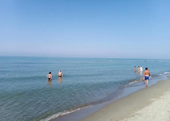 Beb Corallo Δωμάτια σε οικογενειακή κατοικία Torvaianica